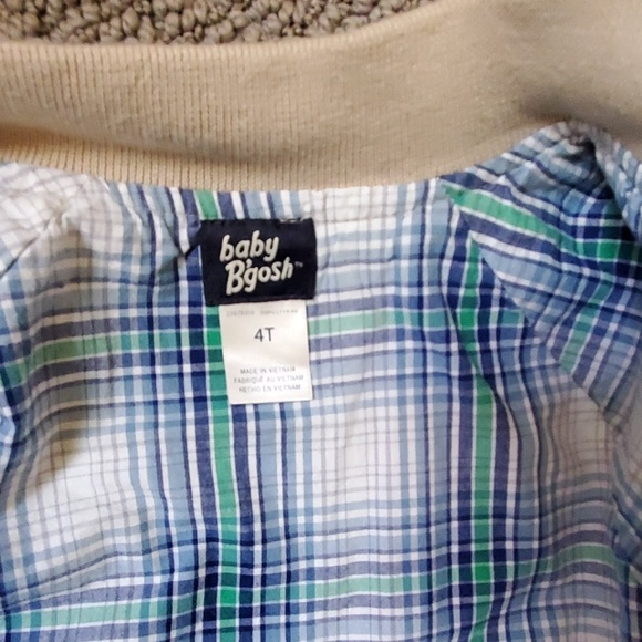 NWOT.  Khaki color jacket 4T - Picture 5 of 5